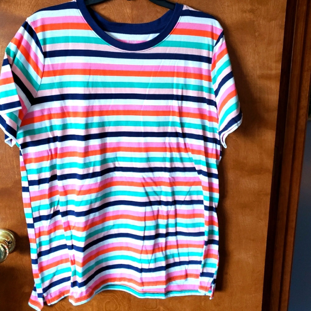 Ana Tee - Picture 2 of 4